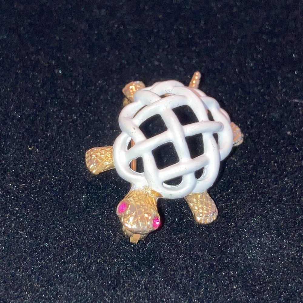 Vintage Signed Napier Enamel Turtle Brooch